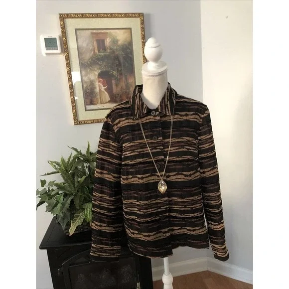 Woman’s Coldwater Creek Striped Brown Jacket M Long Sleeve Open Button Collared - Picture 2 of 9